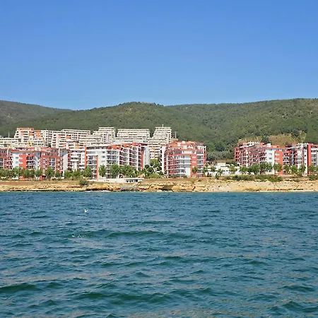 Marina And Panorama Апартхотел