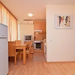 Apartmanhotel Marina And Panorama Szveti Vlasz