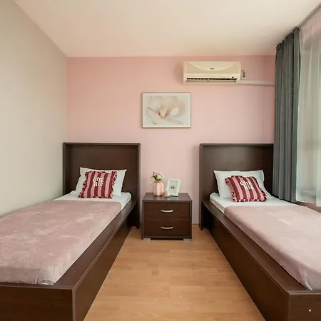 Marina And Panorama Apartmanhotel