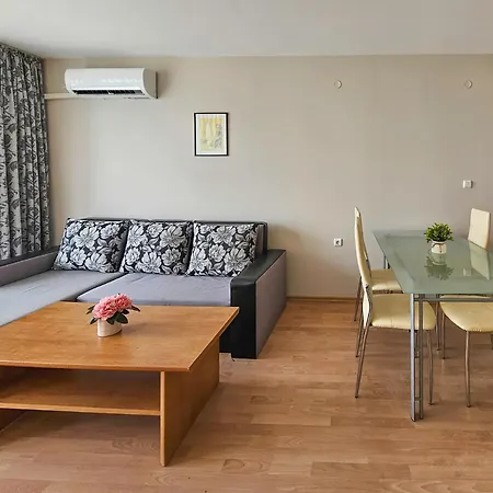 Marina And Panorama Apartmanhotel 3*